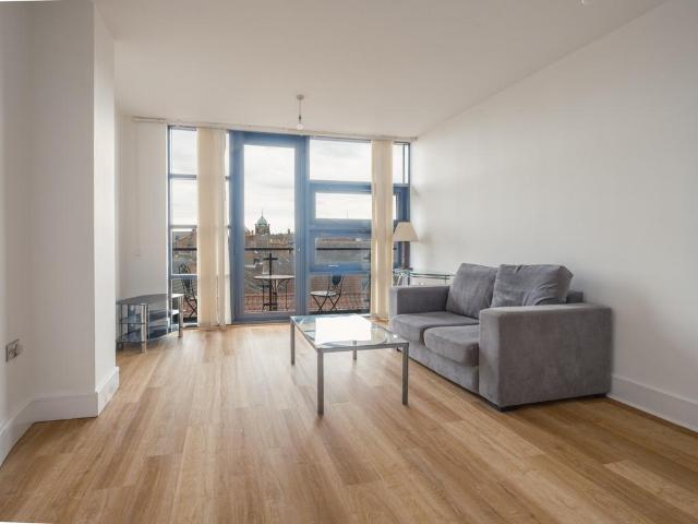 38 Low Friar Street, Tyne and Wear NE1 2 bed apartment to rent £1,350 pcm £312 pw
