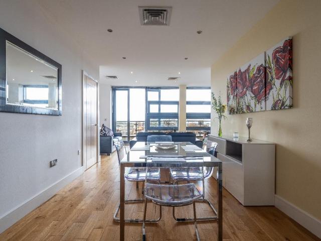 38 Low Friar Street, Tyne and Wear NE1 2 bed penthouse to rent £1,800 pcm £415 pw