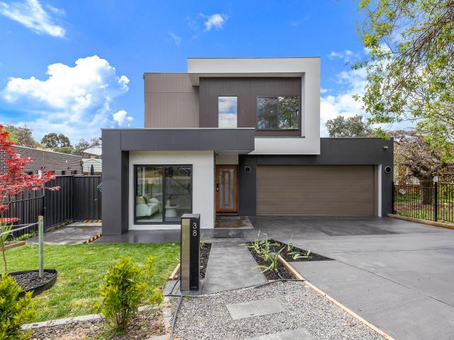 38 Maclaurin Crescent, CHIFLEY ACT 2606 Civium