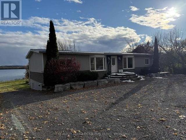 38 Main Street, Deseronto. Town, ON, K0K 1X0 house for sale | Listing ID X13501 | Royal LePage