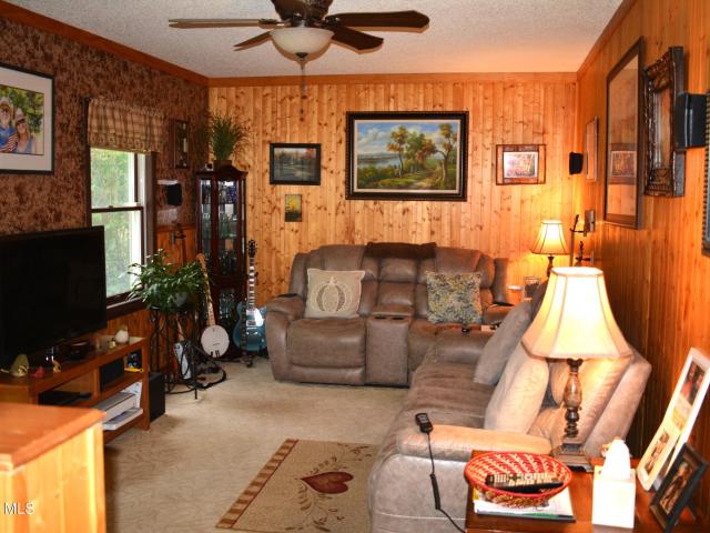 38 Maple Drive