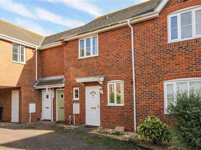 38 Mere Close, Bracklesham Bay, Chichester, West Sussex PO20, 1 bed flat to rent, £1,000 pcm | PrimeLocation