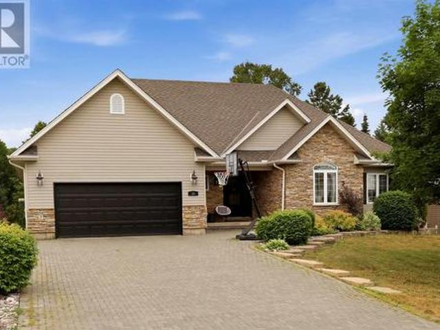 38 Millstream Dr, Sault Ste. Marie, ON, P6B 6L5 house for sale | Listing ID SM261902 | Royal LePage