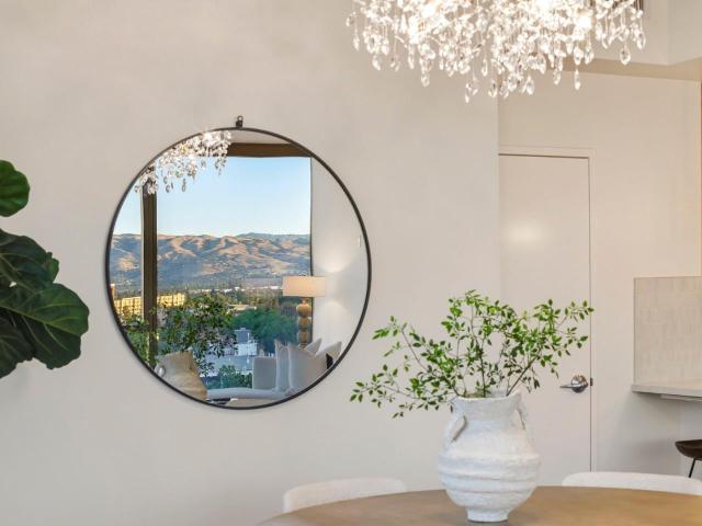 38 N Almaden Boulevard 1220
