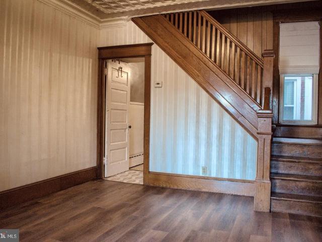 38 N 3Rd Street N