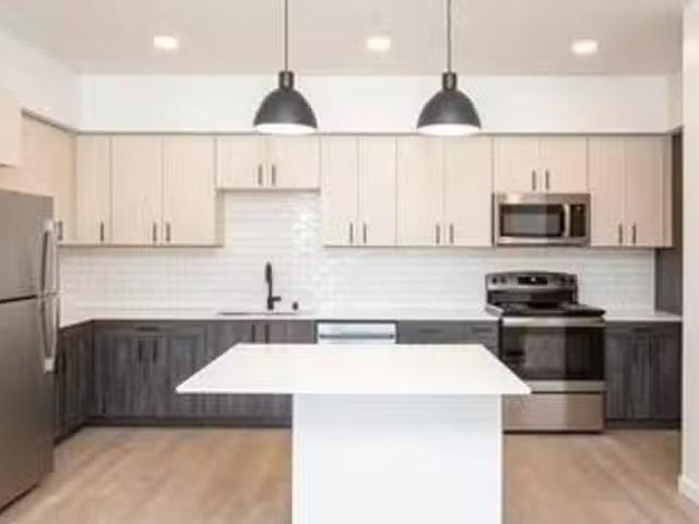 38 North Apartments, 2682 Petaluma Hill Rd, Santa Rosa 1 Bed.