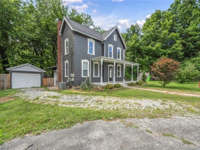 38 Oak Street
