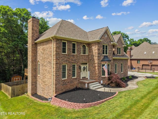 38 Palisades Pkwy