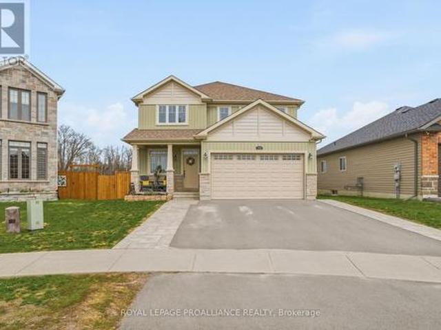 38 Redwood Drive, Belleville Thurlow Ward, ON, K8N 0K4 house for sale | Listing ID X13123 | Royal LePage