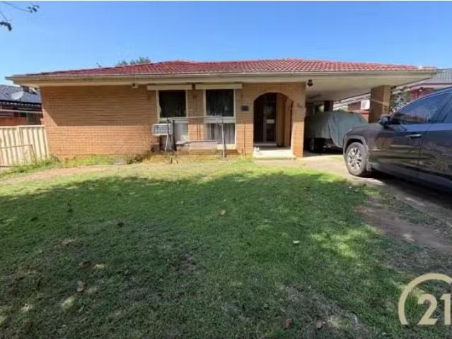 38 Shakespeare Street, Wetherill Park House for rent Listed b.