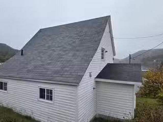 38 Southside Road, Port Au Bras, NL, A0E 1E0 house for sale.