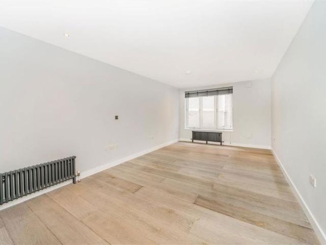 38 St Martins Lane, WC2N, London