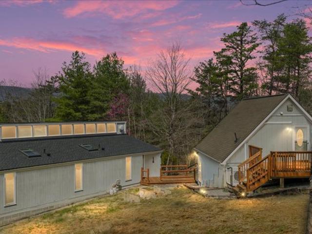 38 Strudel Ct, Basye, VA 22810