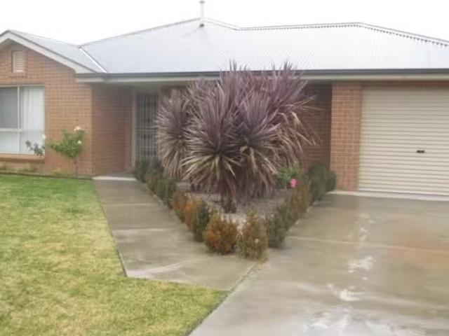 38 Sundown Drive, KELSO House for rent Listed by Rental Inqui.