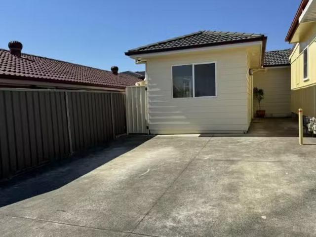 38A Gerald Street, GREYSTANES House for rent Listed by John P.