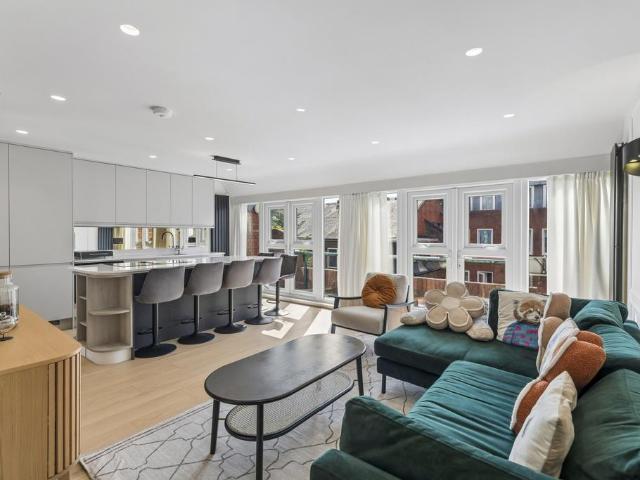 38a Marlborough Place, London NW8 2 bed apartment to rent £4,550 pcm £1,050 pw