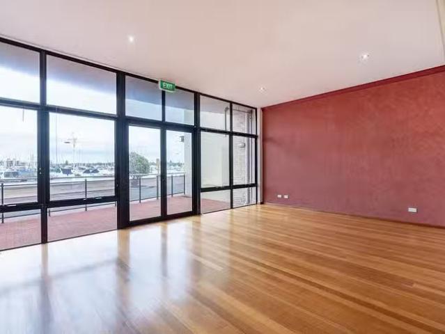 38A Spinnaker Quays, Mandurah, WA 6210