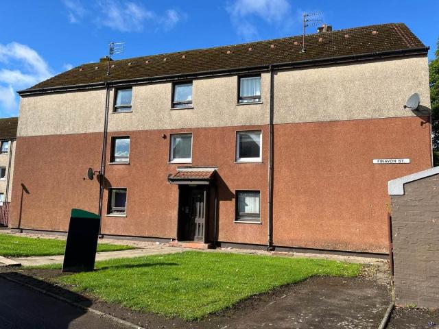 38C Finavon Street, 3 bed flat to rent £790 pcm £182 pw