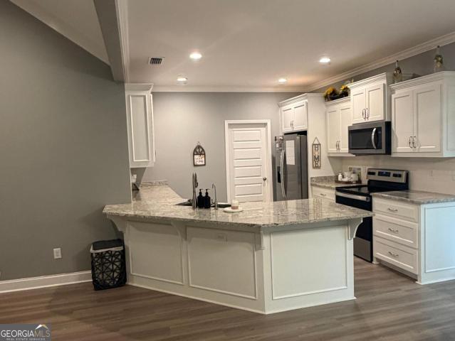 3904 Betty's Place