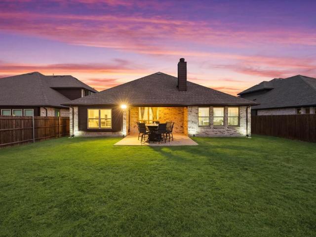 3904 Holly Springs Lane