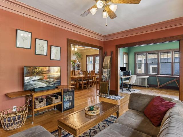 3904 Thomas Avenue S # 202