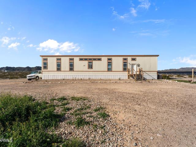 39050 dobbins lane