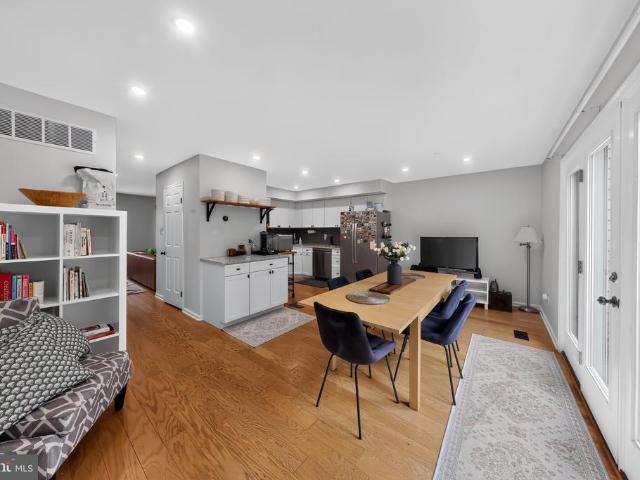 3905 Fox Pointe Court # 3905