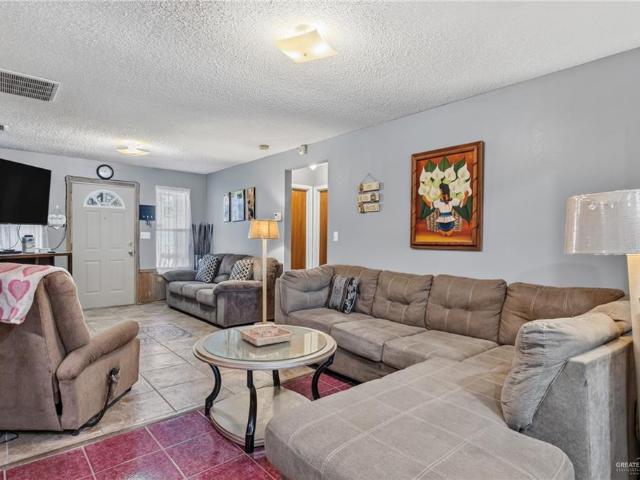 3906 Aggassi Drive