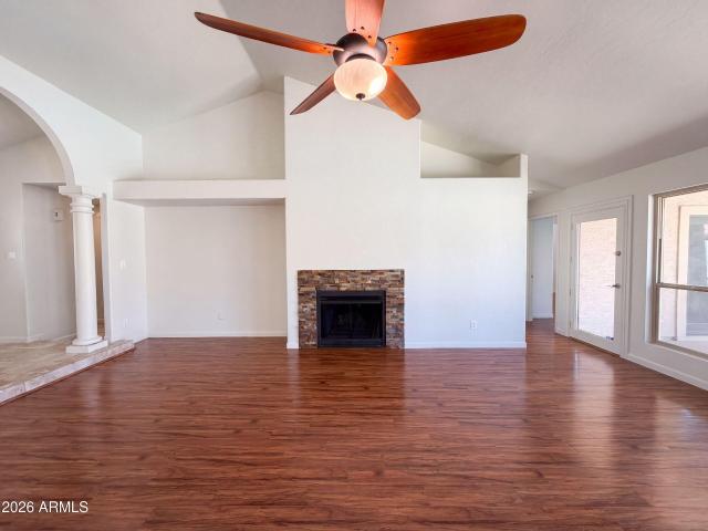 3906 e amberwood drive