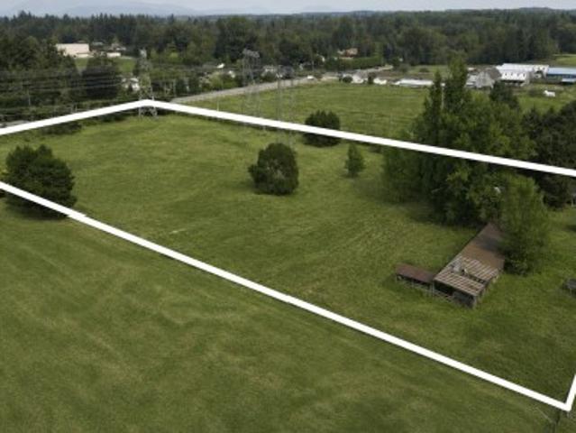 3907 Street, Langley, BC, V3A 9L1 house for sale | Listing ID R3161 | Royal LePage