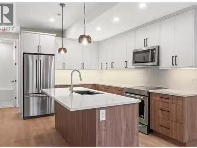 3907 26 Street Unit# 1, Vernon, BC, V1T 4V5 house for sale.