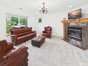 3908 rd Pl SE