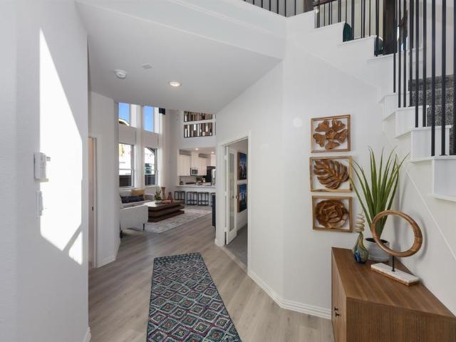3909 Crystal Cove