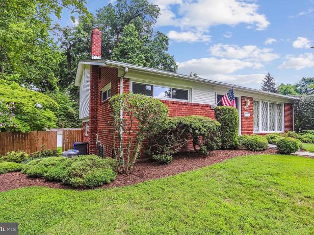 3909 Woodlawn Road