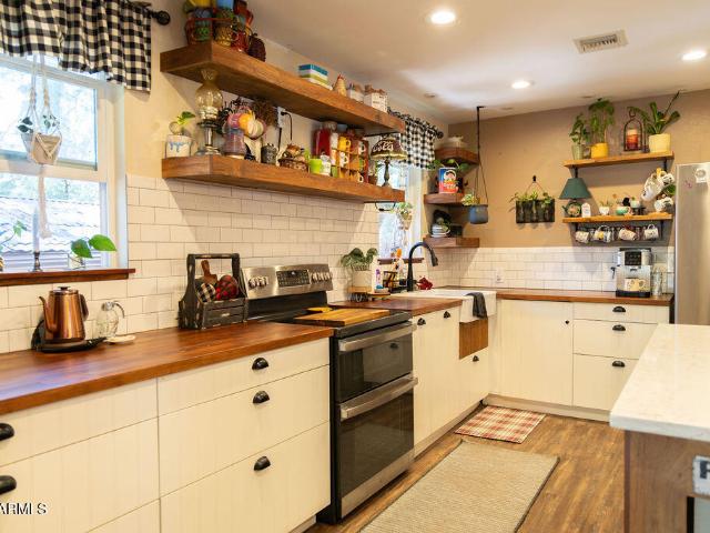 3900 n apache trail