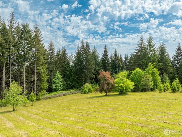 3900 NE 425th Street