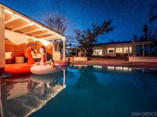 3900 Avenida Tortuga