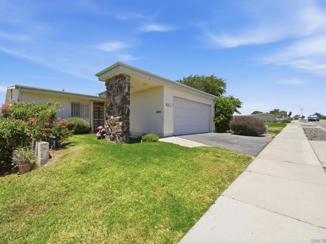 3902 N Vista Campana 9