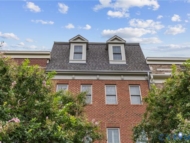 3902 Village Commons Walk
