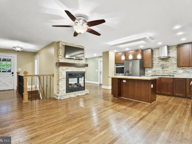 3903 Ivydale Dr, Annandale, VA 22003 | MLS #VAFX2306