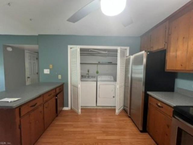 3903 Strawberry Plains RD