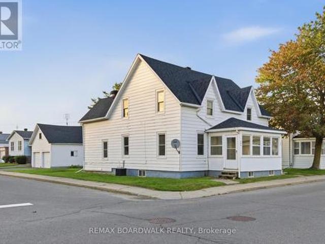 390 394 Hyde Street, Prescott, ON, K0E 1T0 house for sale | Listing ID X13770 | Royal LePage