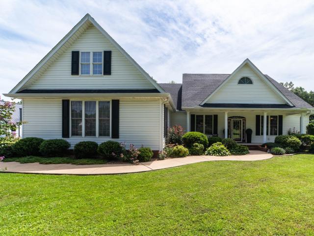 390 Carmen Dr