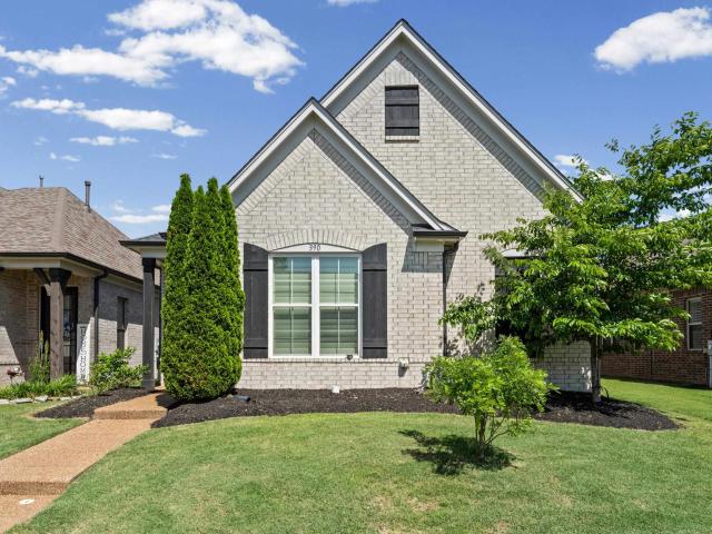 390 cherokee cir