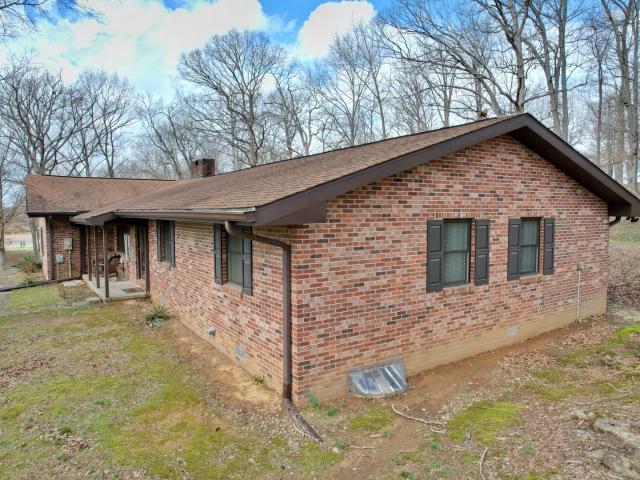 390 Hensley Hills Drive