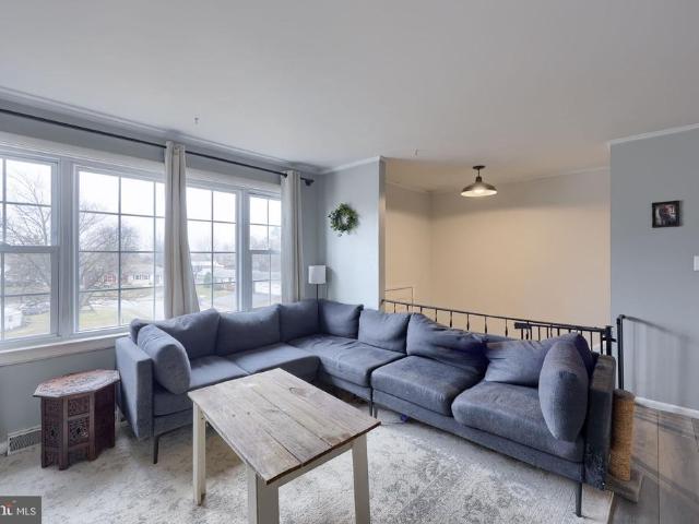 390 Lincolnway Drive