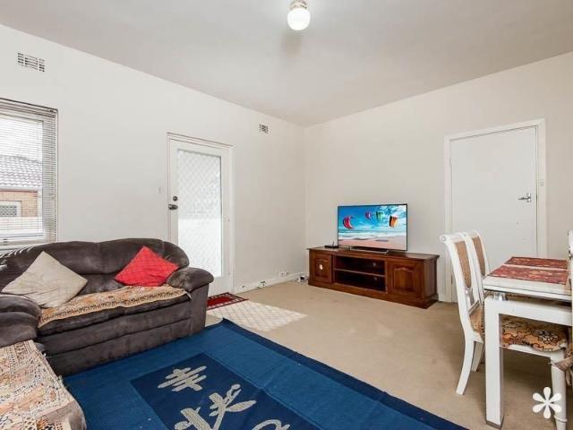 3/90 Mary St