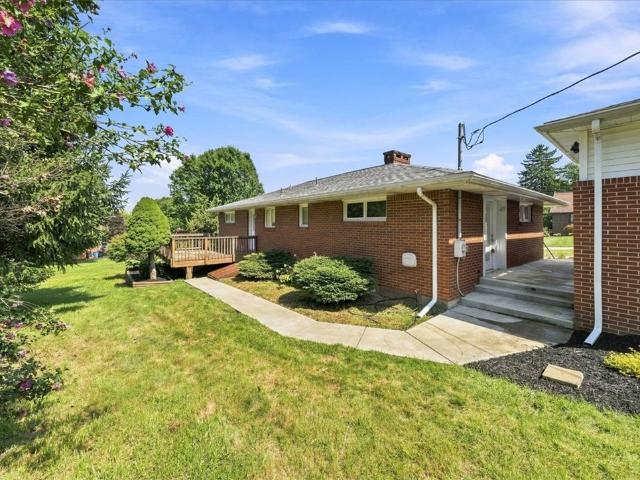 390 Meadow Rd