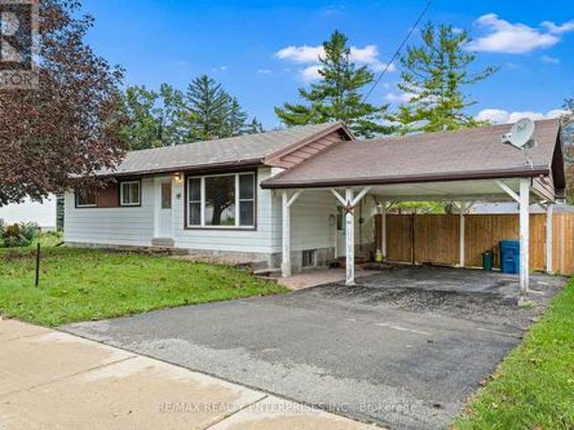 390 Mississaga Street W, Orillia, ON, L3V 3C5 house for sale | Listing ID S13775 | Royal LePage