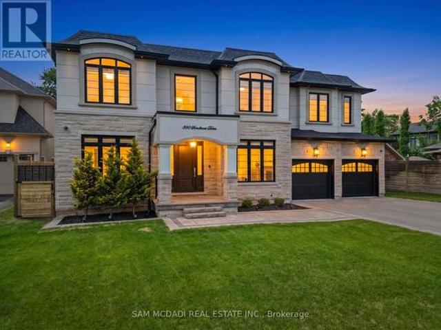 390 Sandhurst Drive, Oakville, ON, L6L 4L3 house for sale | Listing ID W13848 | Royal LePage